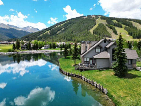 Copper MTN East Village Pet Friendly townhome